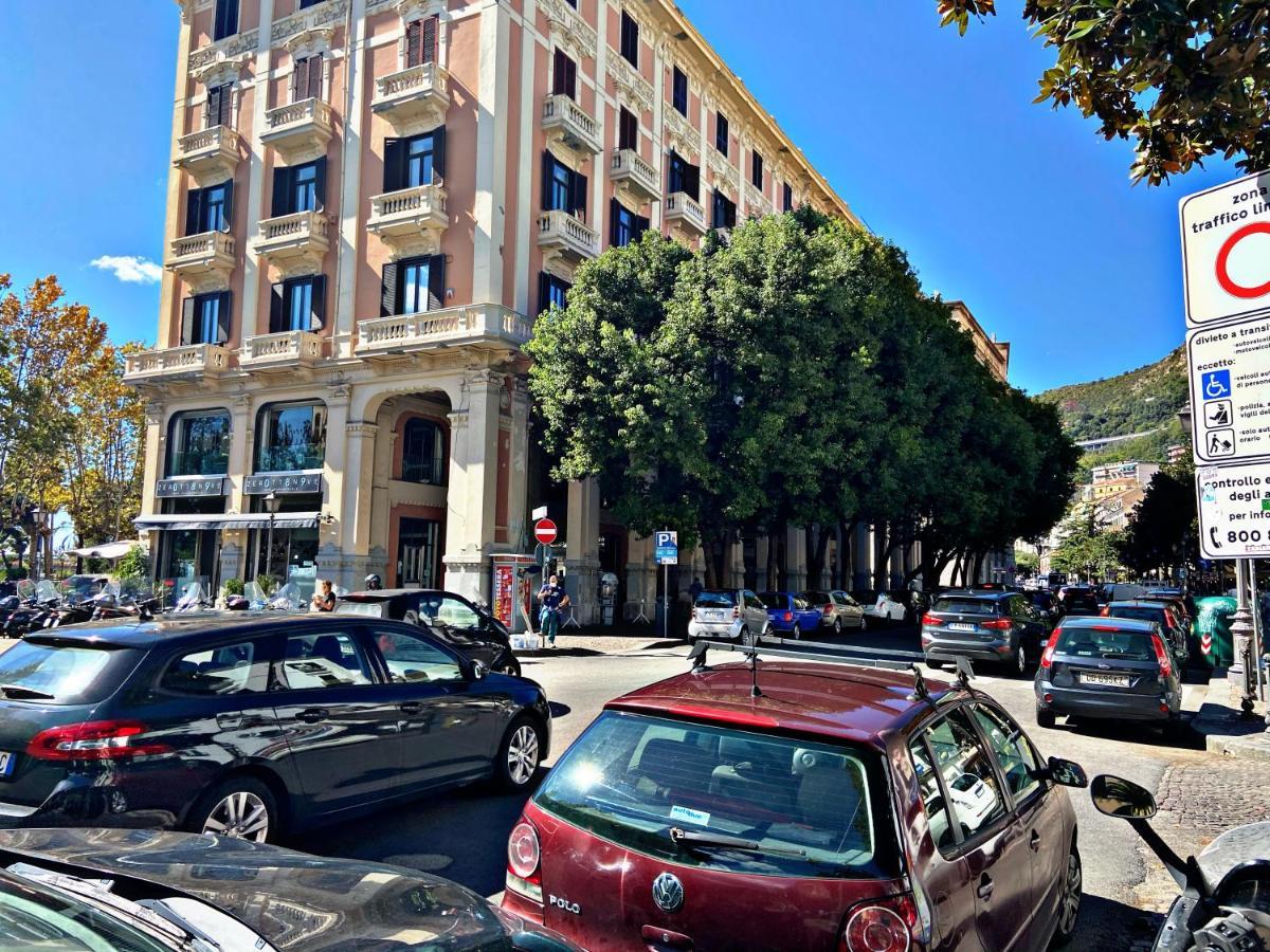 Salerno Mare E Luci Deluxe Διαμέρισμα Εξωτερικό φωτογραφία