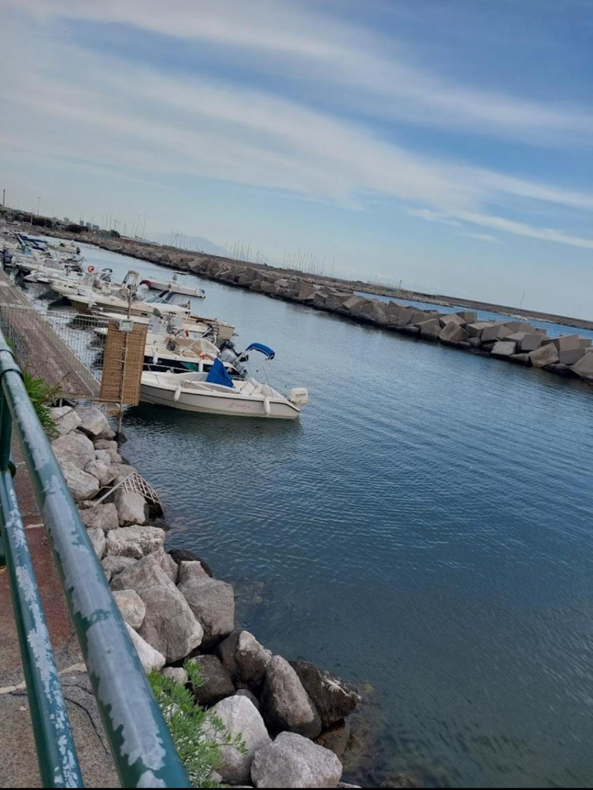 Salerno Mare E Luci Deluxe Διαμέρισμα Εξωτερικό φωτογραφία